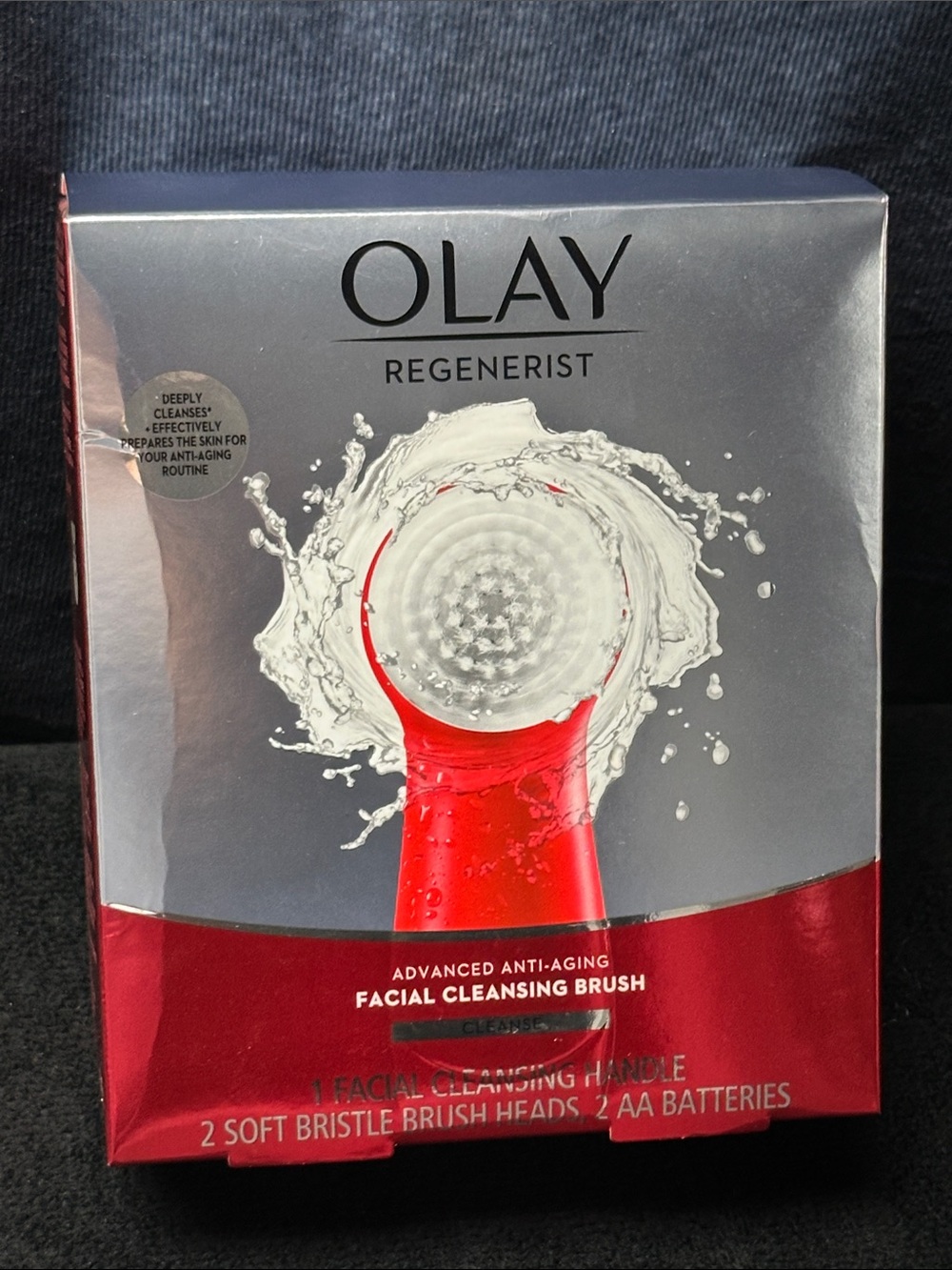OLAY Regenerist Red Facial Cleansing Brush-handle, 2 brush heads, 2 AA batteries
